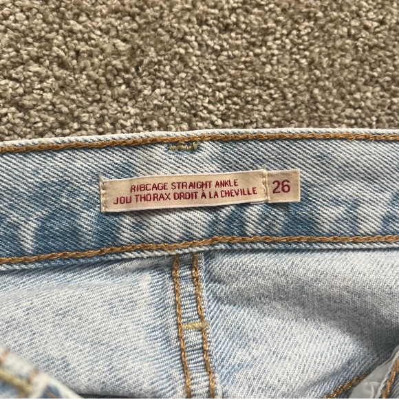 Levi’s Ribcage Straight Ankle Jeans - Picture 4 of 5